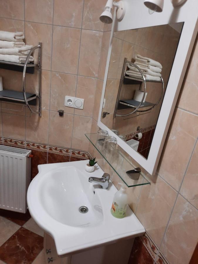 Ambrozia Guesthouse Nagykanizsa Luaran gambar