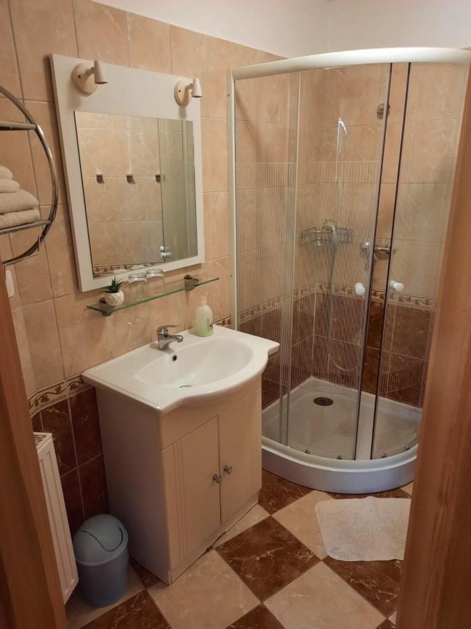 Ambrozia Guesthouse Nagykanizsa Luaran gambar