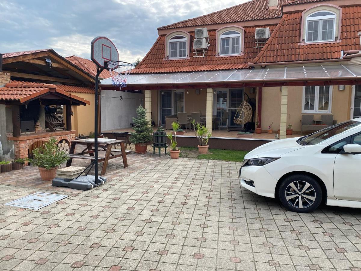 Ambrozia Guesthouse Nagykanizsa Luaran gambar