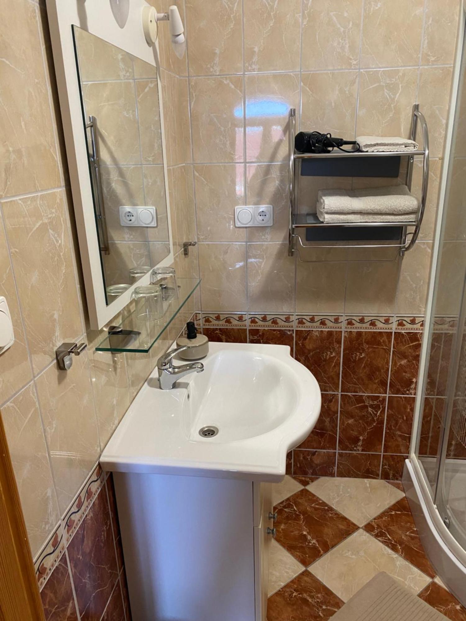 Ambrozia Guesthouse Nagykanizsa Luaran gambar