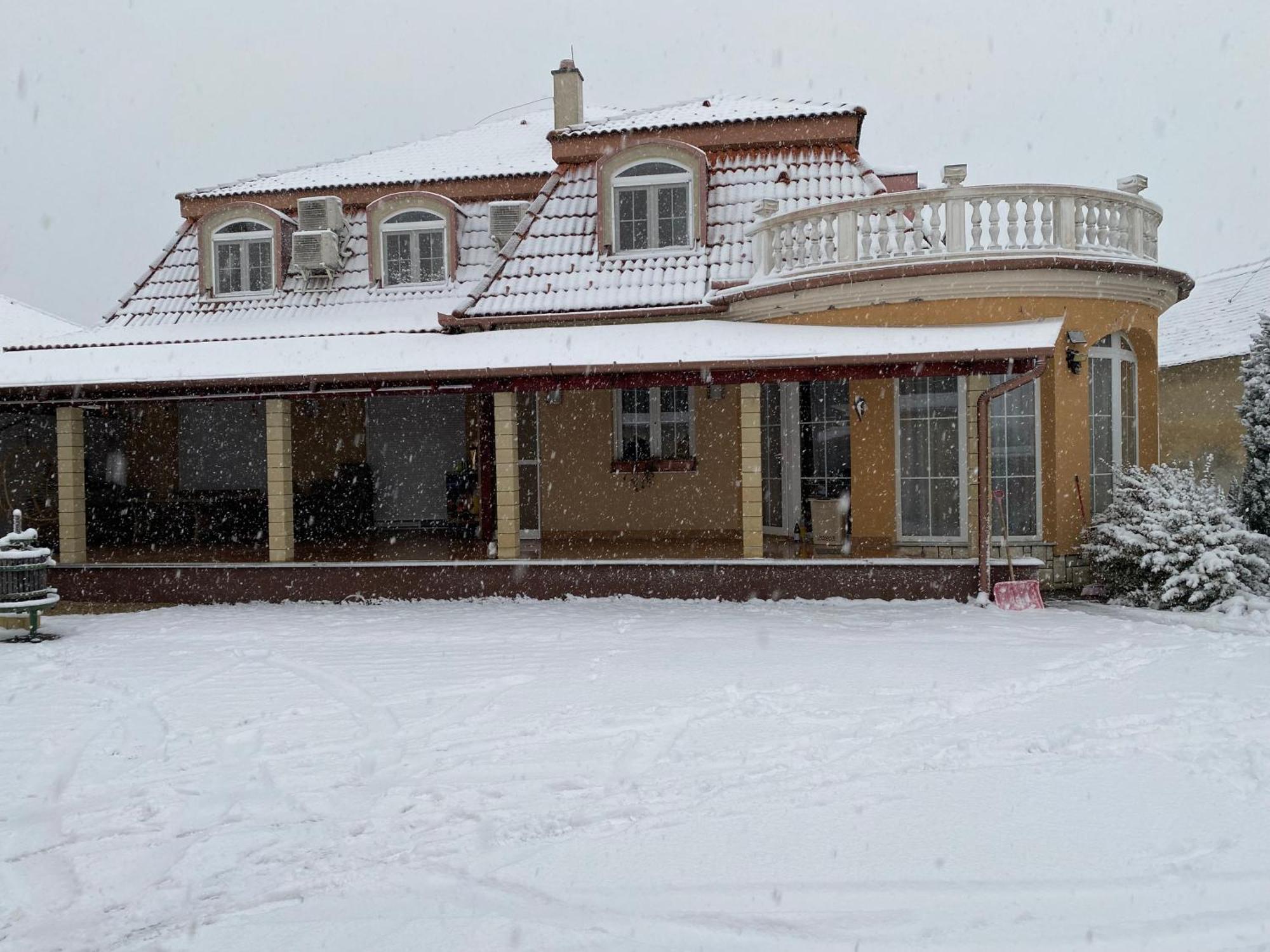 Ambrozia Guesthouse Nagykanizsa Luaran gambar