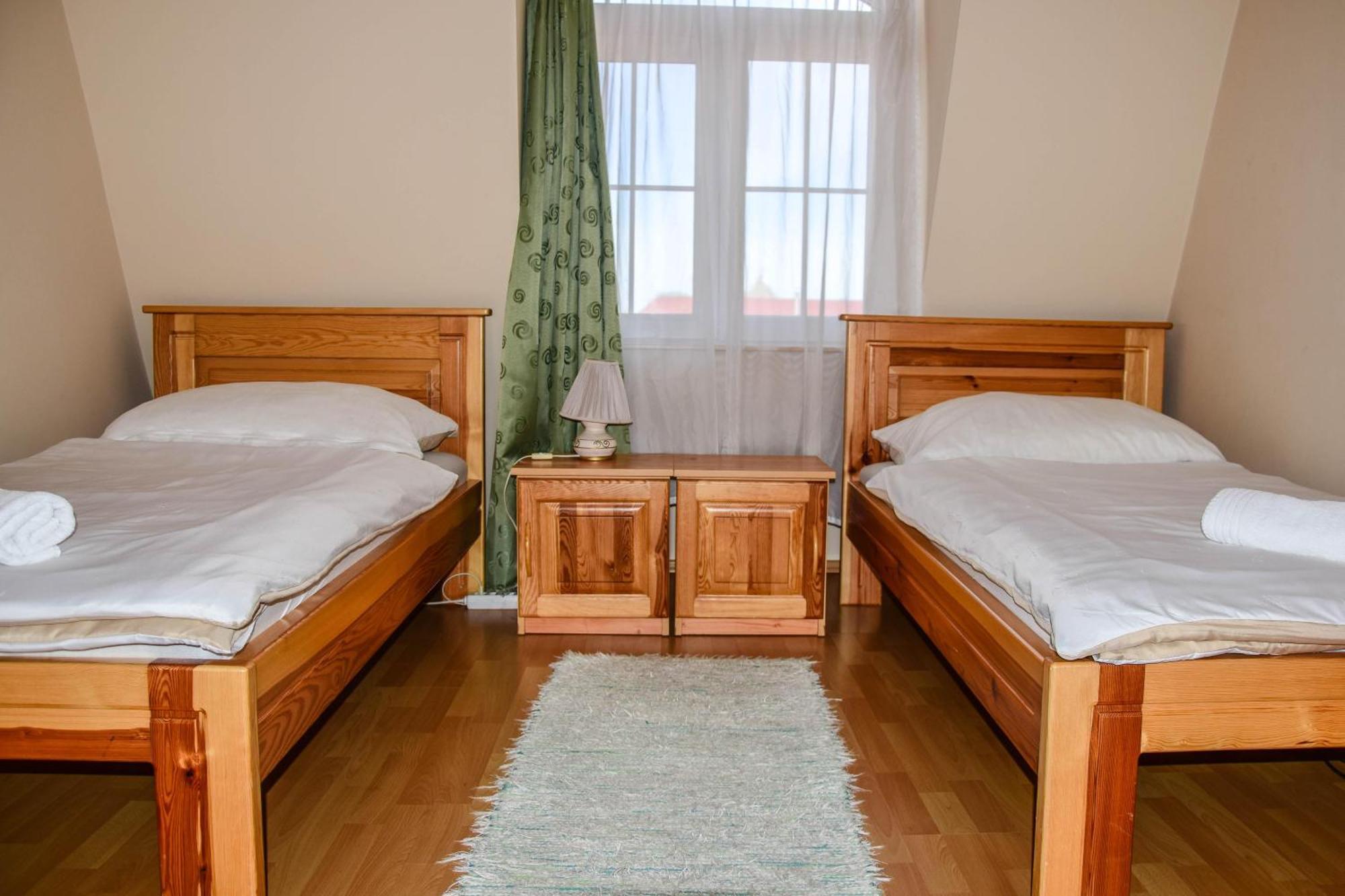 Ambrozia Guesthouse Nagykanizsa Luaran gambar